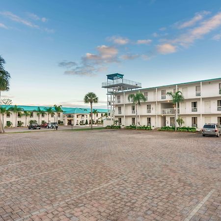Days Inn & Suites By Wyndham Lake Okeechobee Εξωτερικό φωτογραφία