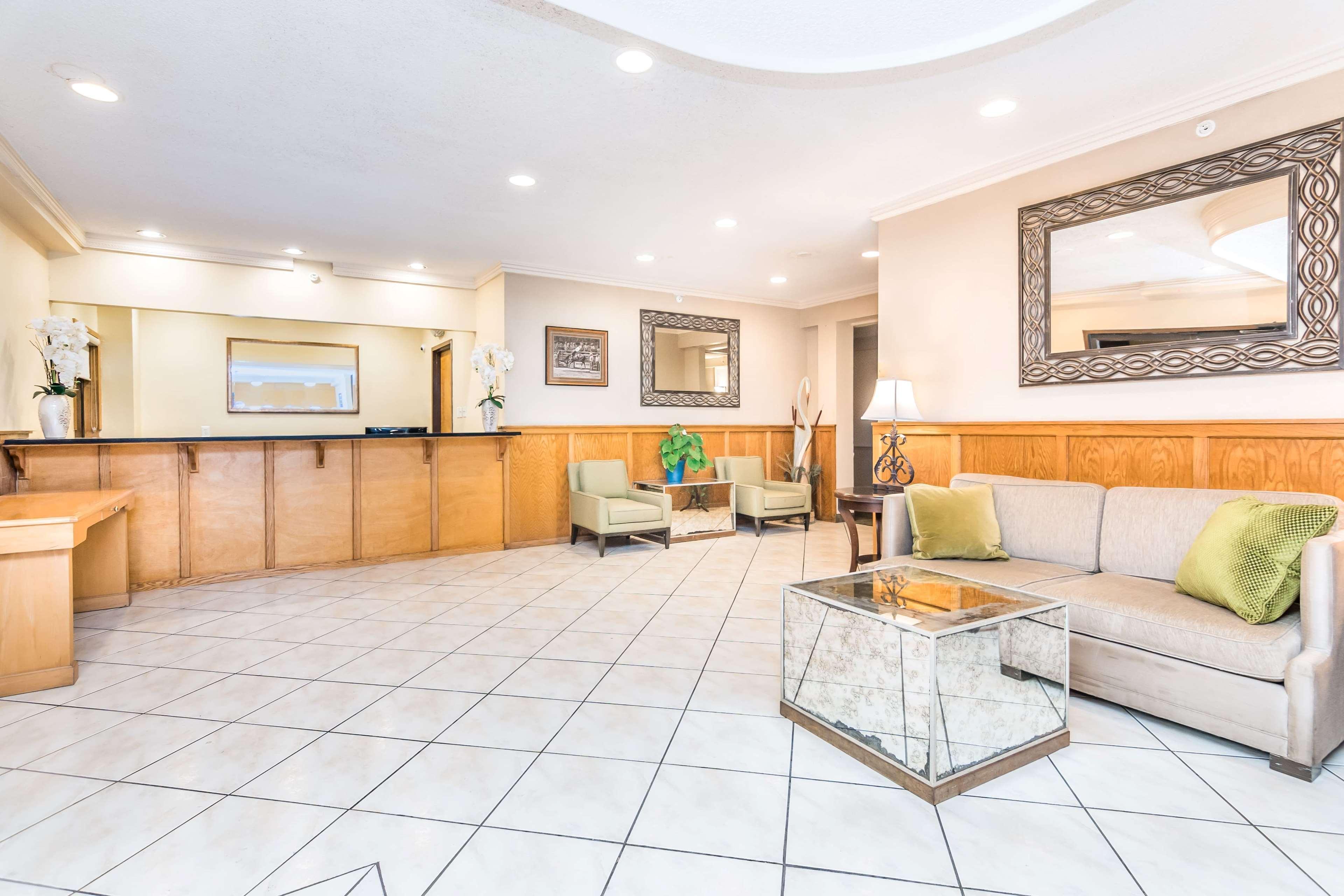 Days Inn & Suites By Wyndham Lake Okeechobee Εξωτερικό φωτογραφία