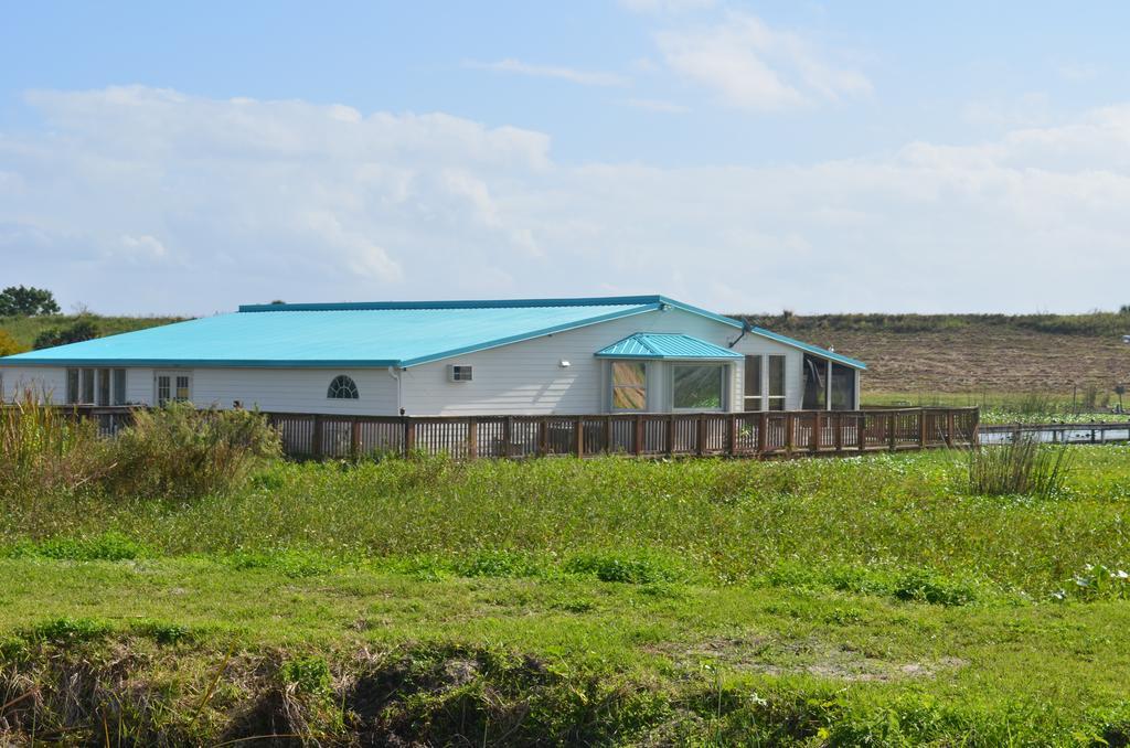 Days Inn & Suites By Wyndham Lake Okeechobee Εξωτερικό φωτογραφία