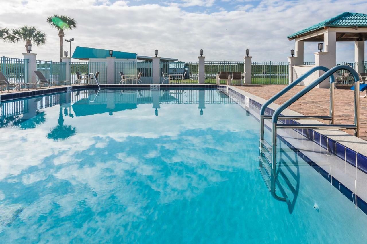 Days Inn & Suites By Wyndham Lake Okeechobee Εξωτερικό φωτογραφία